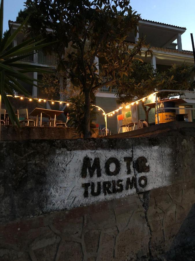 Mototurismo - Alla Scoperta Della Sardegna サッロク エクステリア 写真